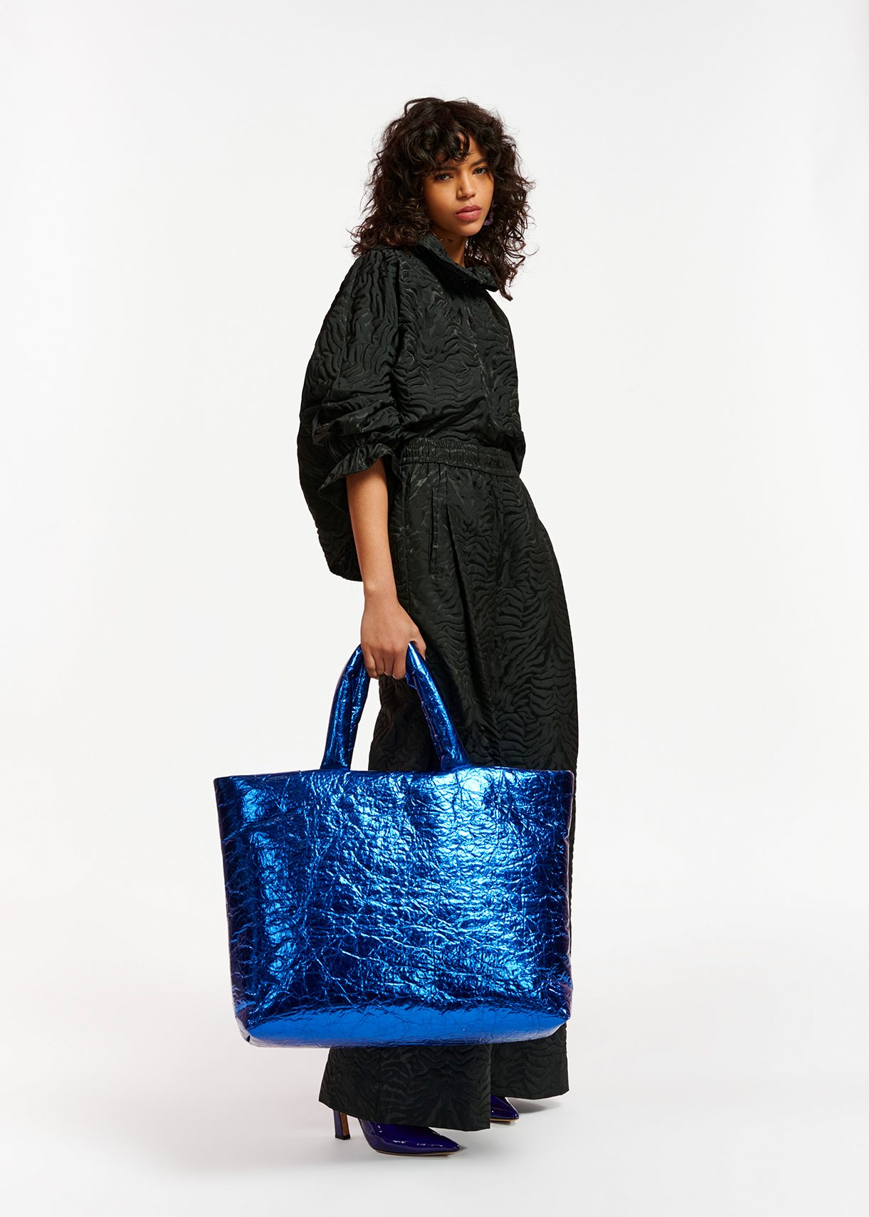 Blauer Metallic Shopper Essentiel Antwerp