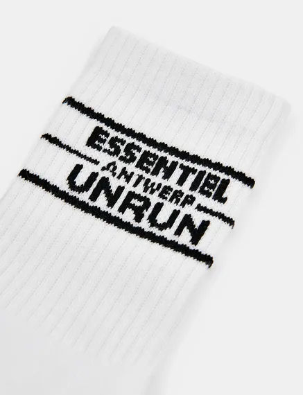 Chaussettes blanches côtelées avec logo - collaboration avec UNRUN