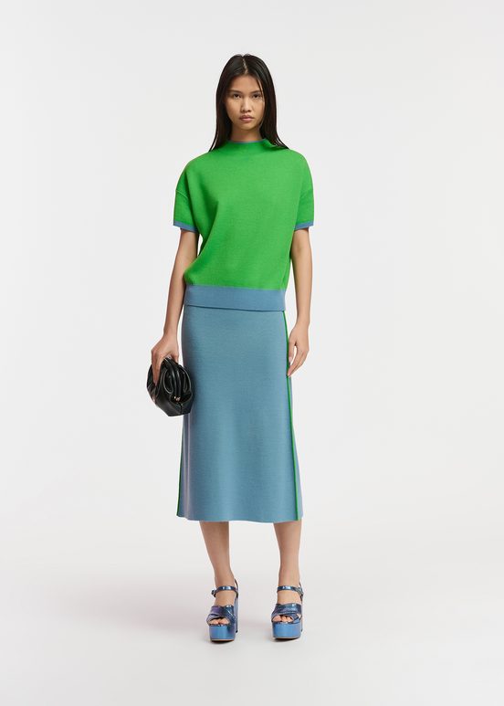 Blue short-sleeved sweater with green piping