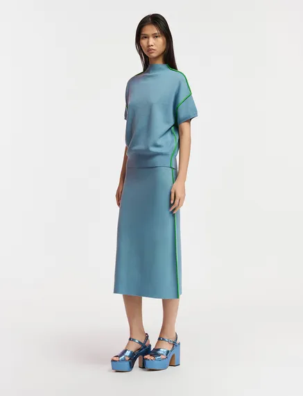 Blue short-sleeved sweater with green piping