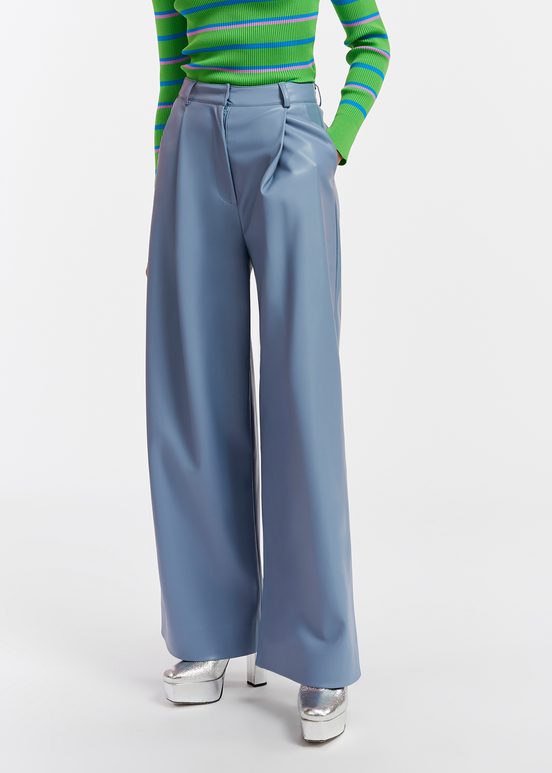 Pantalon en faux cuir bleu poudre