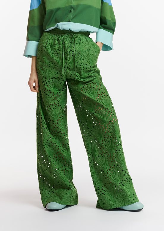 Groene katoenen broek in broderie anglaise