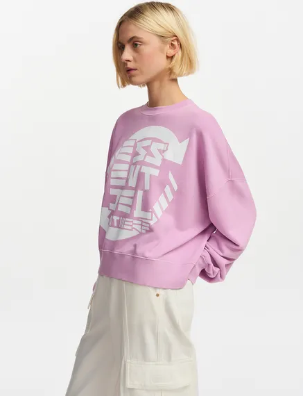 Sweatshirt en coton bio lilas avec texte