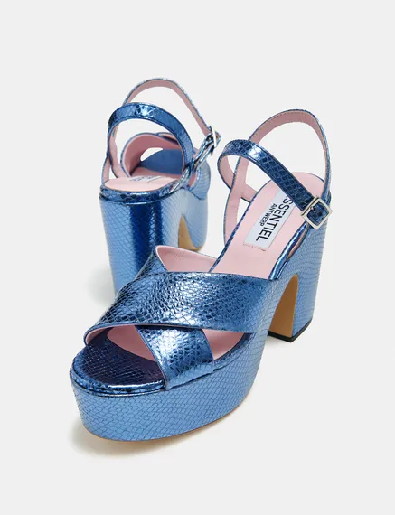 Plateau-Sandalen in Metallic-Blau