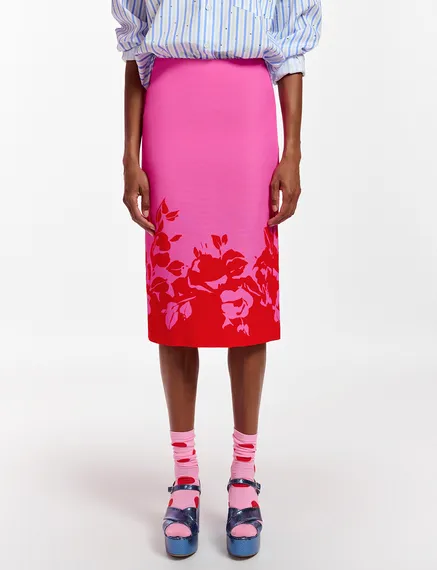 Roze en rode midirok met bloemenprint