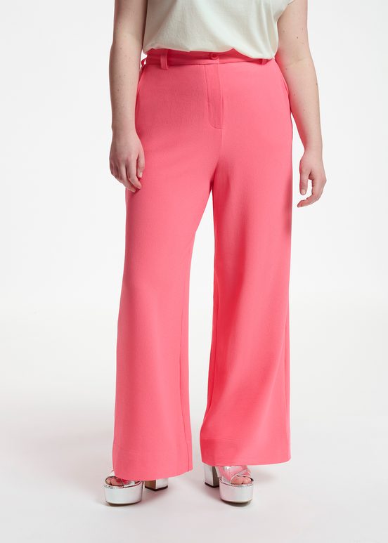 Pantalon rose à jambes larges