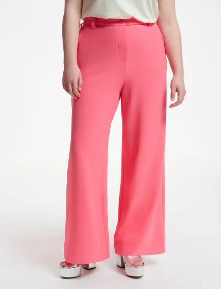 Pantalon rose à jambes larges