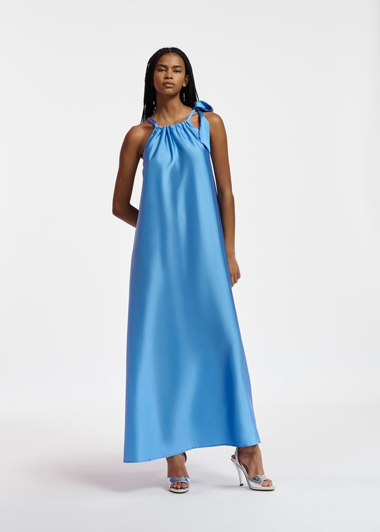 Robe maxi bleue à encolure américaine