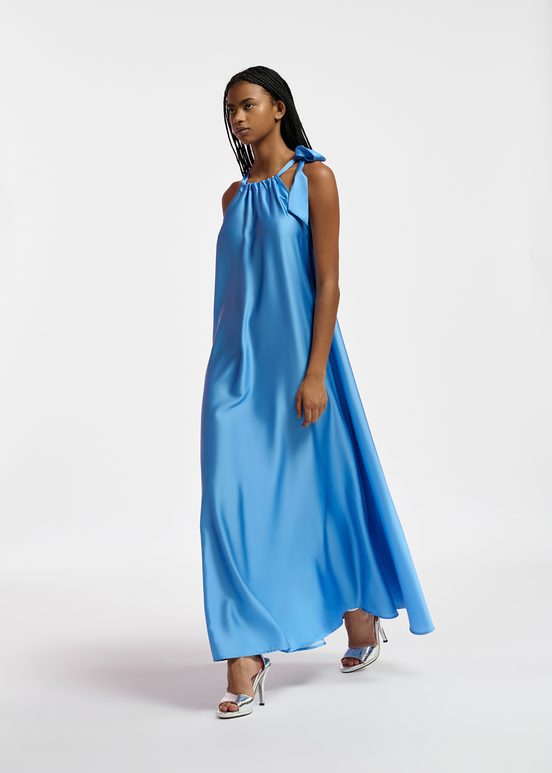 Robe maxi bleue à encolure américaine