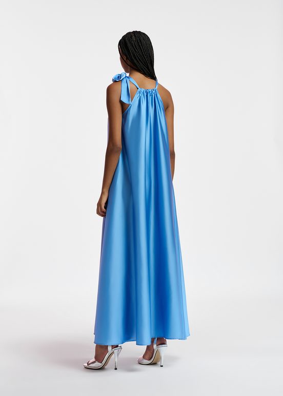 Robe maxi bleue à encolure américaine