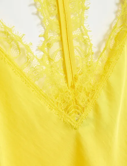 Yellow lace-trimmed camisole