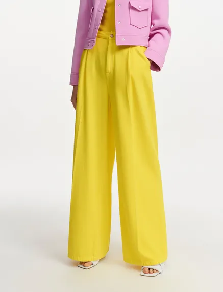 Yellow wide-leg jeans