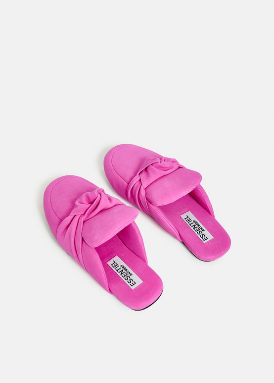 Roze suèdeleren slippers met knoopdetail