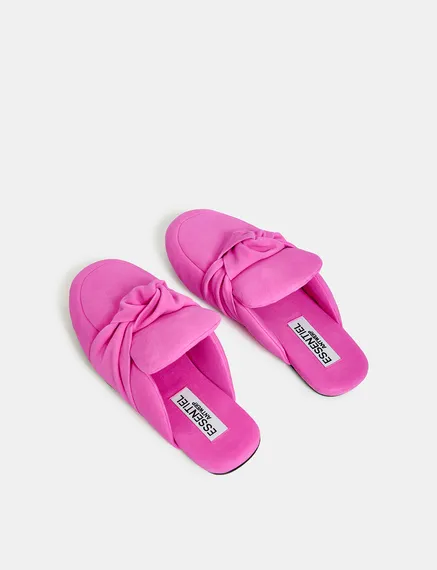 Pink knot-detailed suede leather slippers