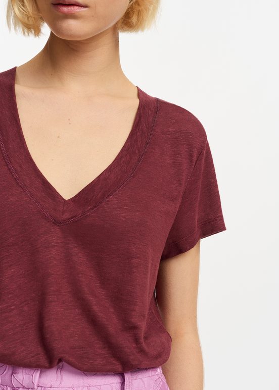 Burgundy linen V-neck T-shirt