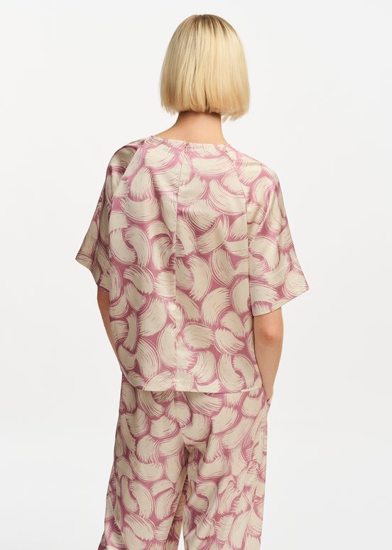 Oversized Bluse mit abstraktem Print in Altrosa und Cremeweiß