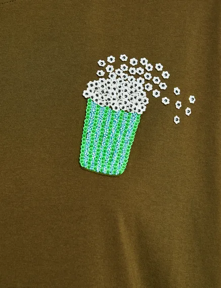 Khaki organic cotton T-shirt with popcorn embroidery