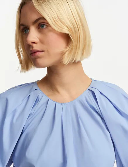 Blue cotton top with puffed sleeves