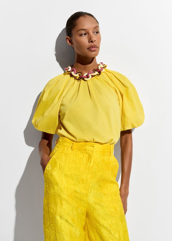 Yellow cotton top with puffed sleeves