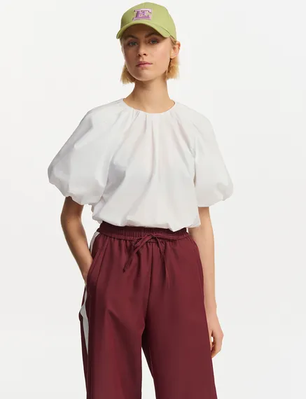 White cotton top with puffed sleeves