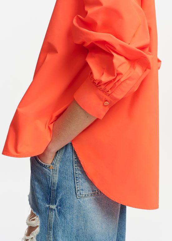 Orange puffed-sleeves shirt