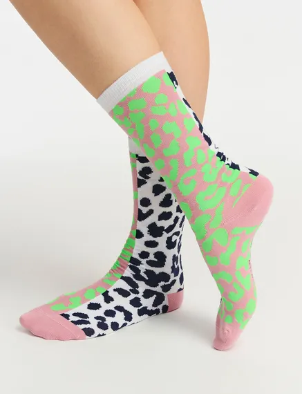 Vintage pink, white and neon green leopard-motif socks