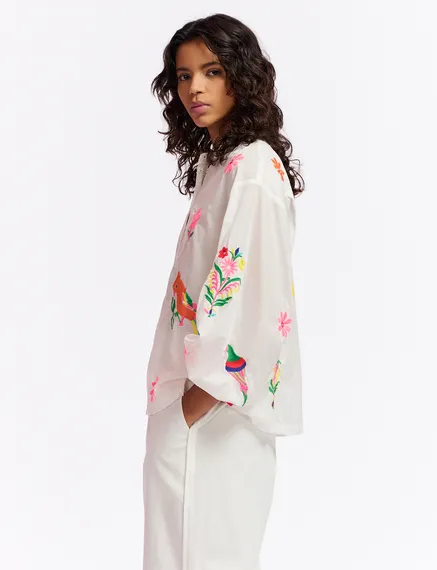 Off-white cotton shirt with embroideries