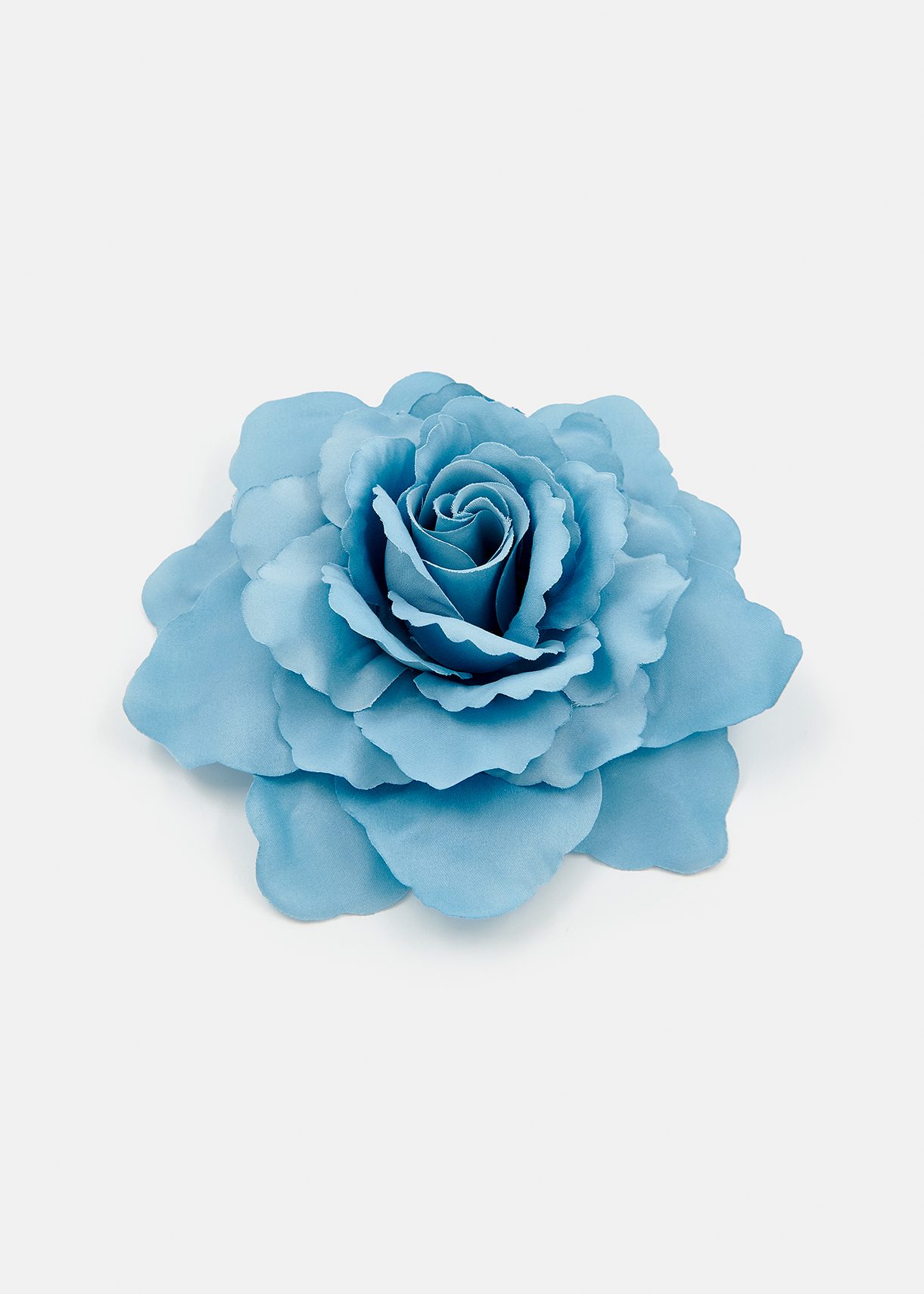 Blue flower-shaped brooch