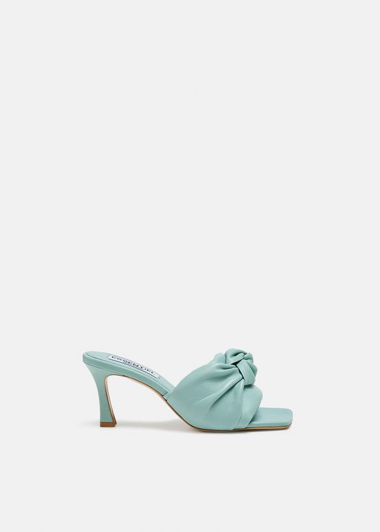 Light blue knot-detailed leather mules