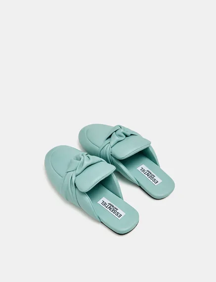 Light blue knot-detailed leather slippers