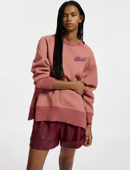 Sweatshirt vieux rose orné de perles