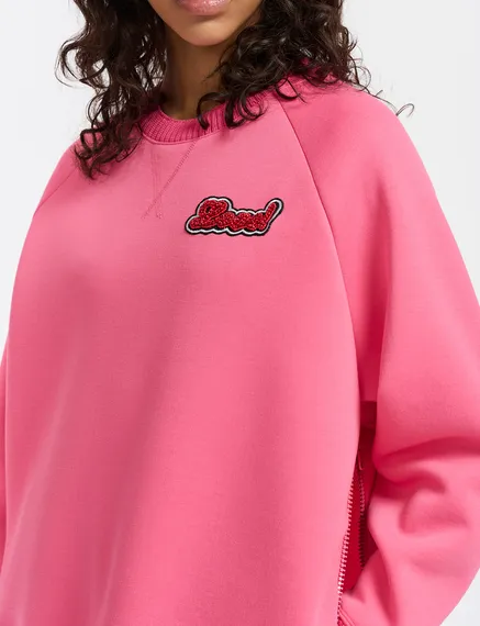 Sweatshirt rose orné de perles