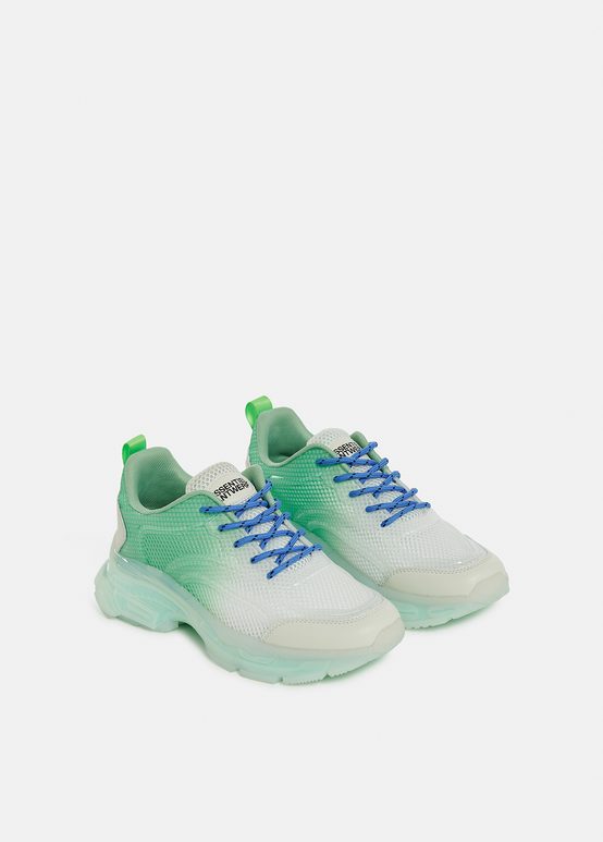 Gebroken witte en groene mesh sneakers