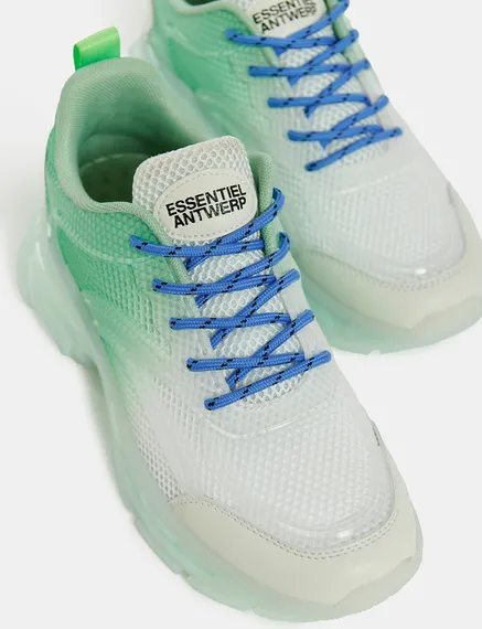 Gebroken witte en groene mesh sneakers