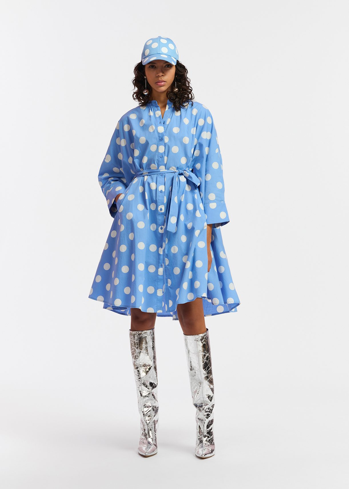 Blue and white hot sale polka dot shirt