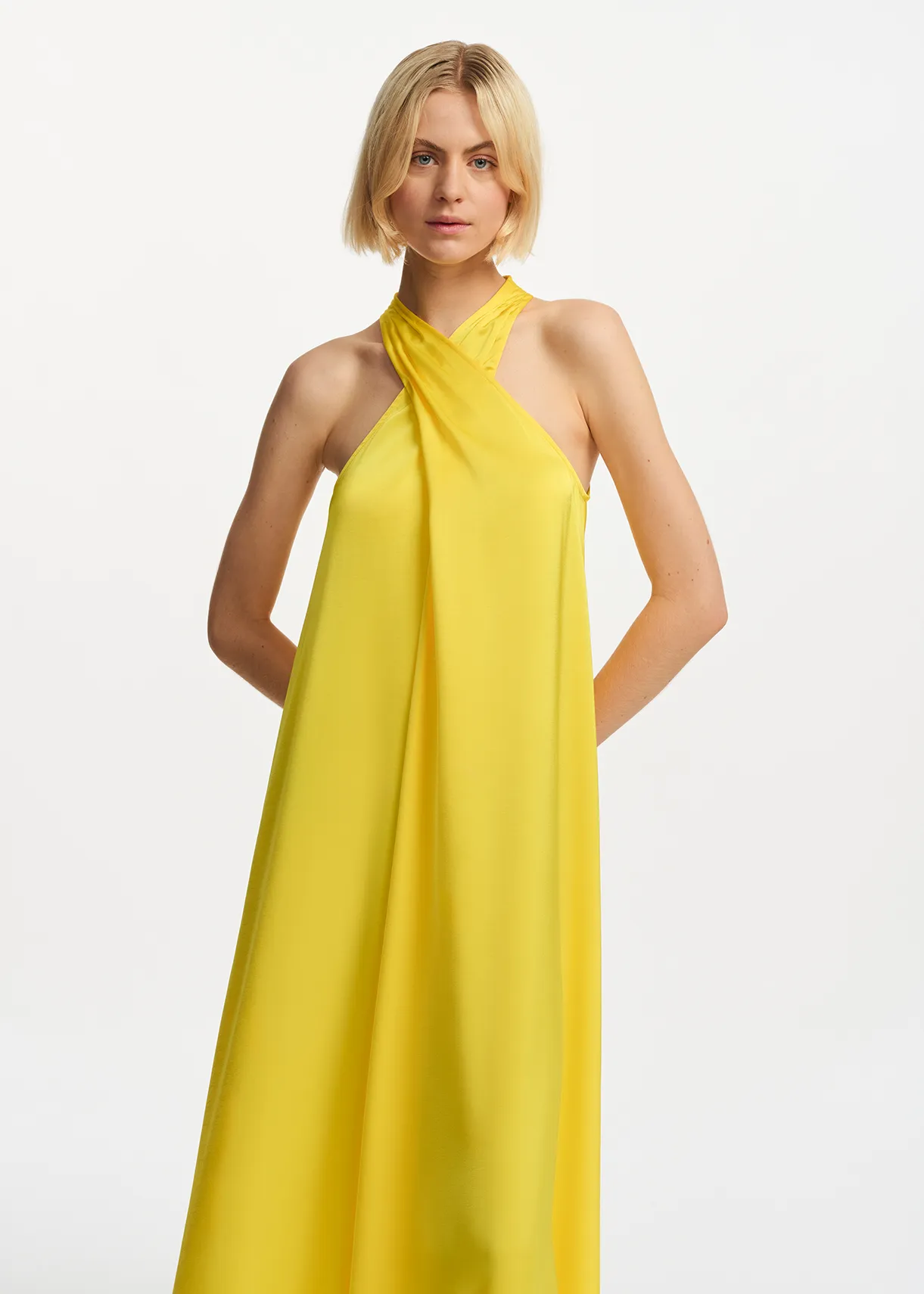 Yellow halter neck maxi-length dress | Essentiel Antwerp United States