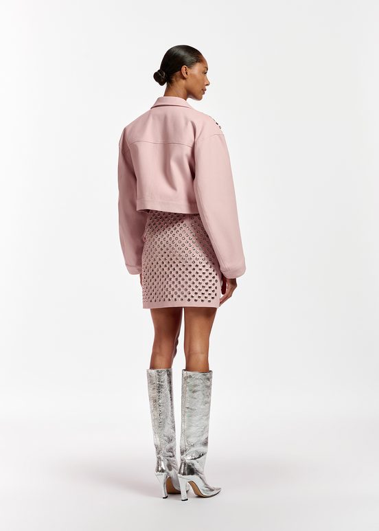 Courte veste en coton rose clair avec ornements