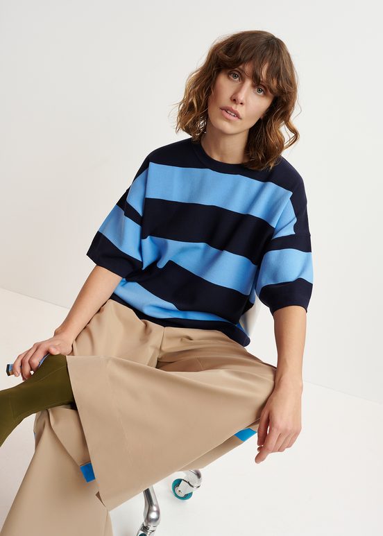 Beige wide-leg pants with blue stripes