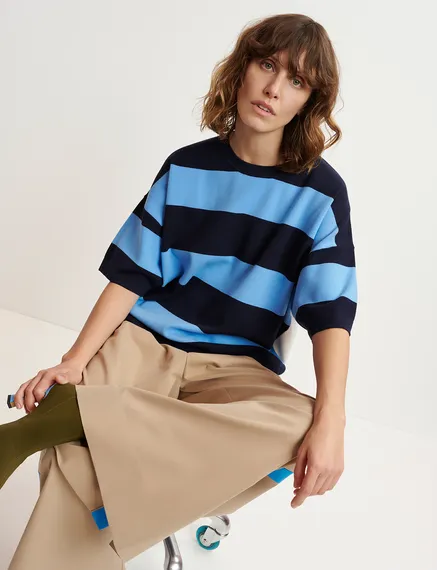 Beige wide-leg pants with blue stripes