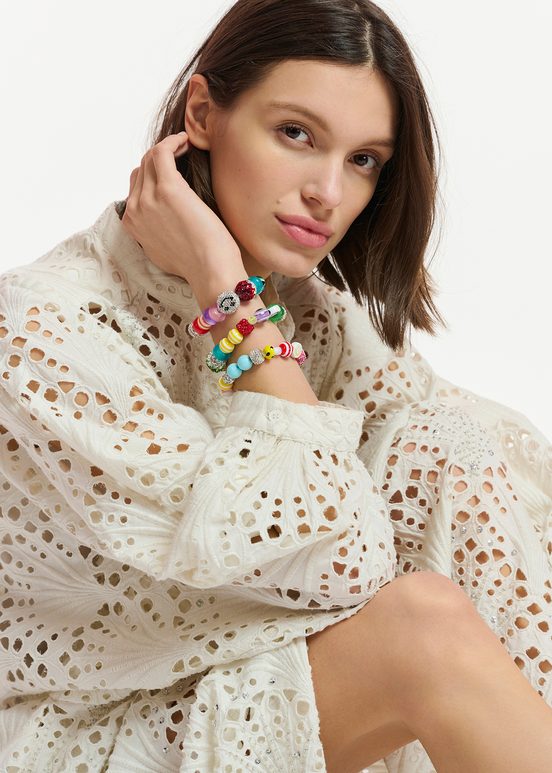 Ensemble de trois bracelets multicolores