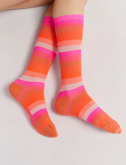 Gestreifte Socken in Orange, Neonpink und Hellrosa