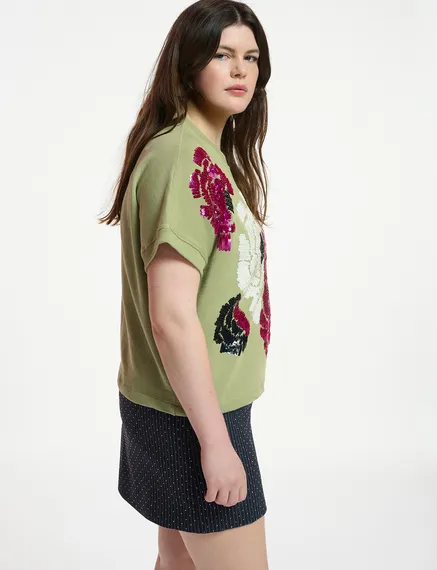 Light khaki sleeveless sweatshirt with sequin embroideries