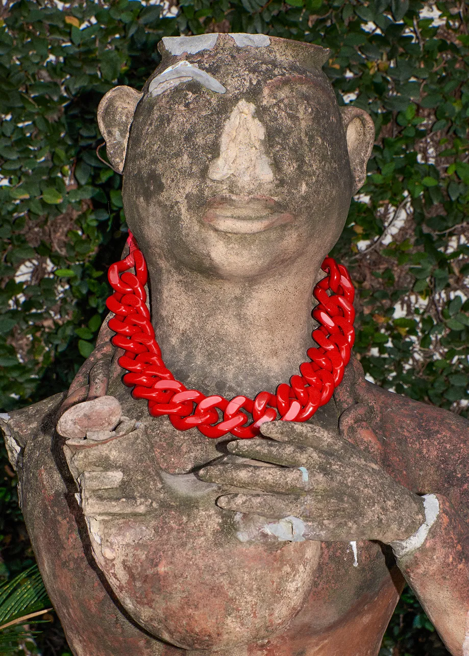 Red resin chain necklace