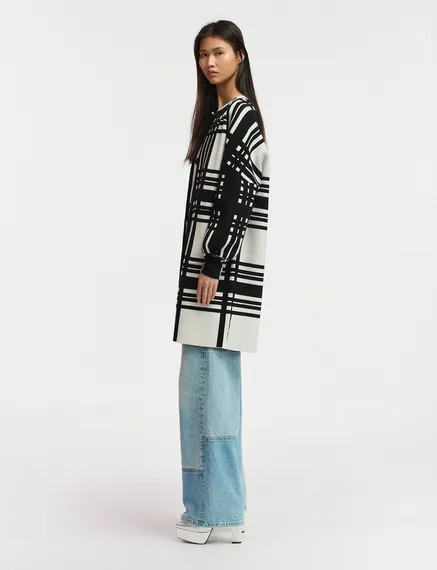 White and black checked midi-length cardigan