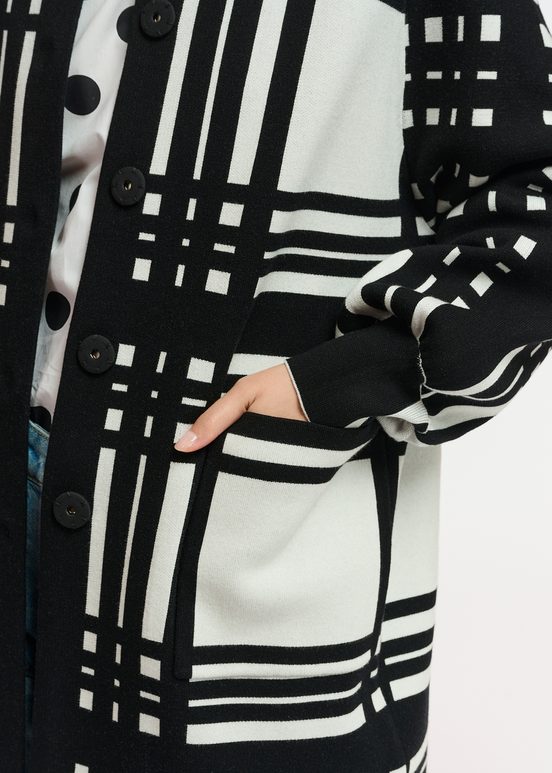 White and black checked midi-length cardigan