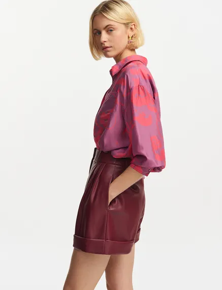 Chemise en soie fleurie pourpre et rose fluo