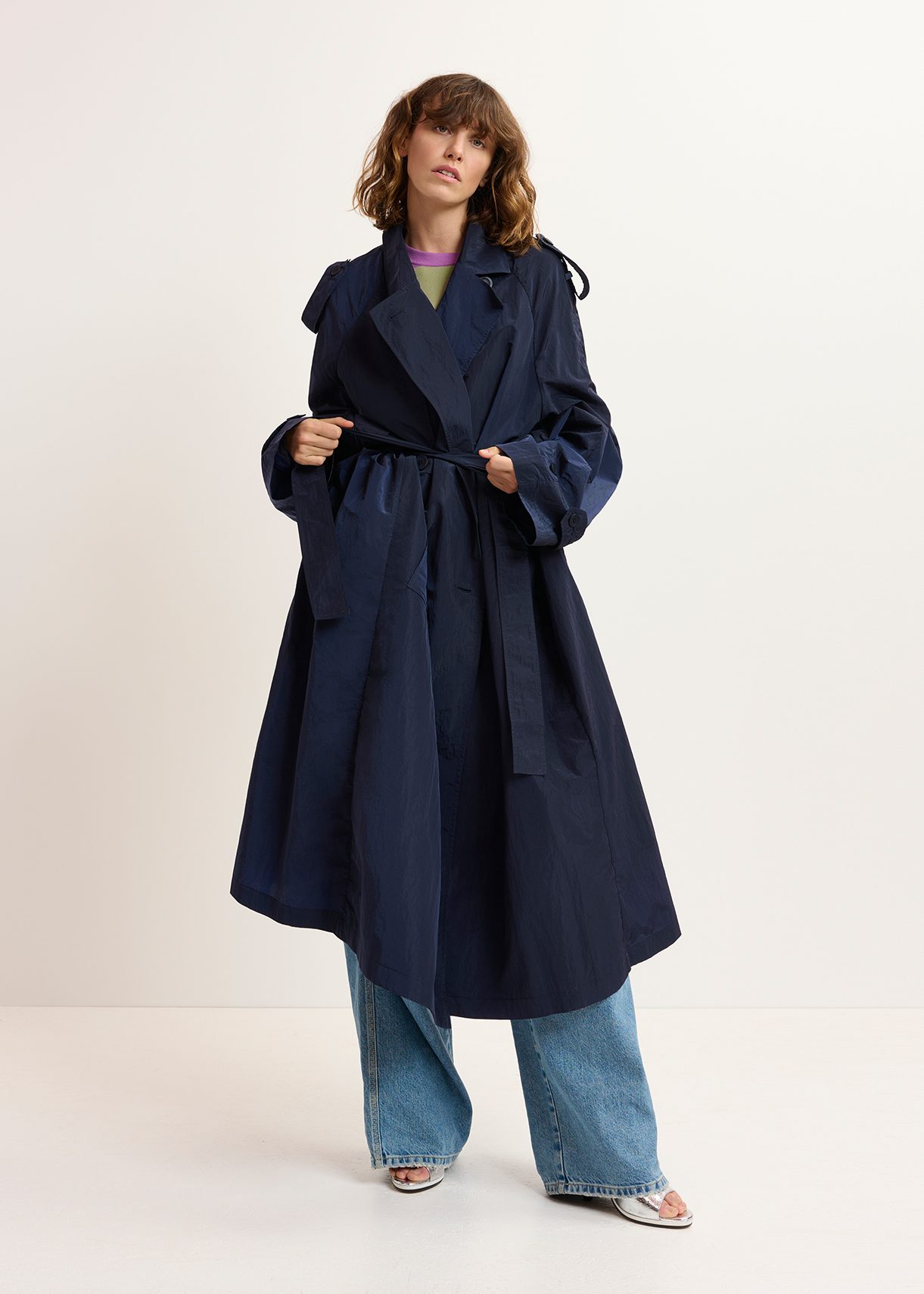 Navy blue double-breasted trench coat | Essentiel Antwerp Netherlands