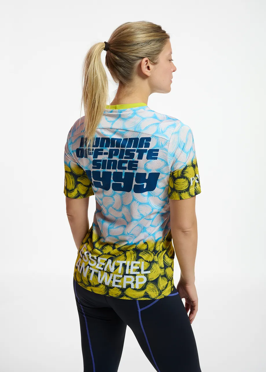 Blauw loopshirt voor vrouwen met abstracte print - samenwerking met Power of Sports