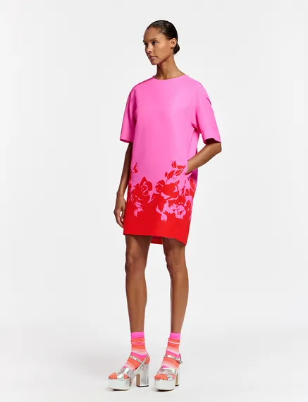 Roze en rode mini-jurk met bloemenprint