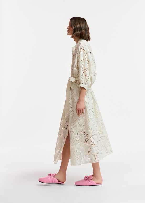 Robe midi blanc cassé en broderie anglaise de coton